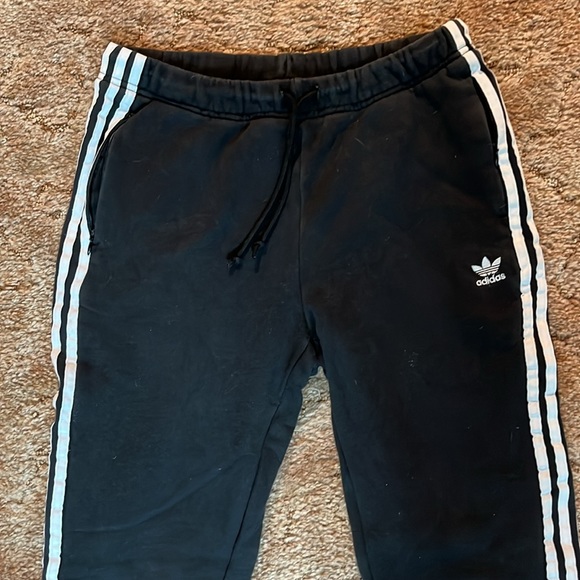Women’s adidas joggers size medium - Picture 3 of 7